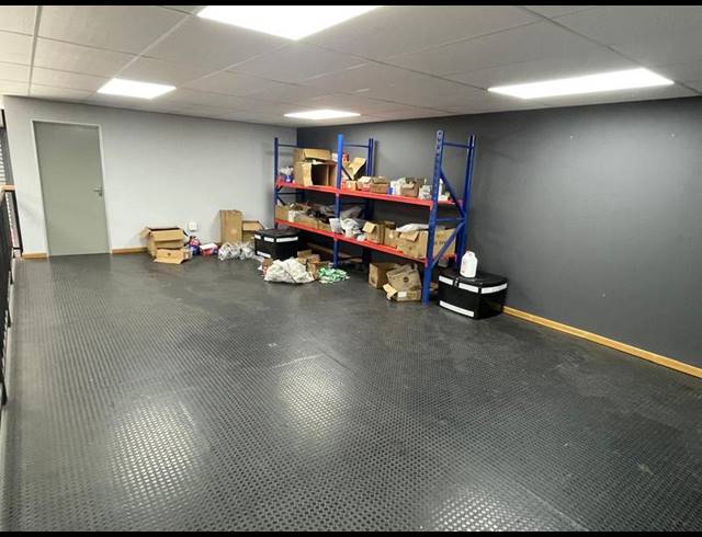 INDUSTRIAL PROPERTY TO RENT IN LYTTELTON